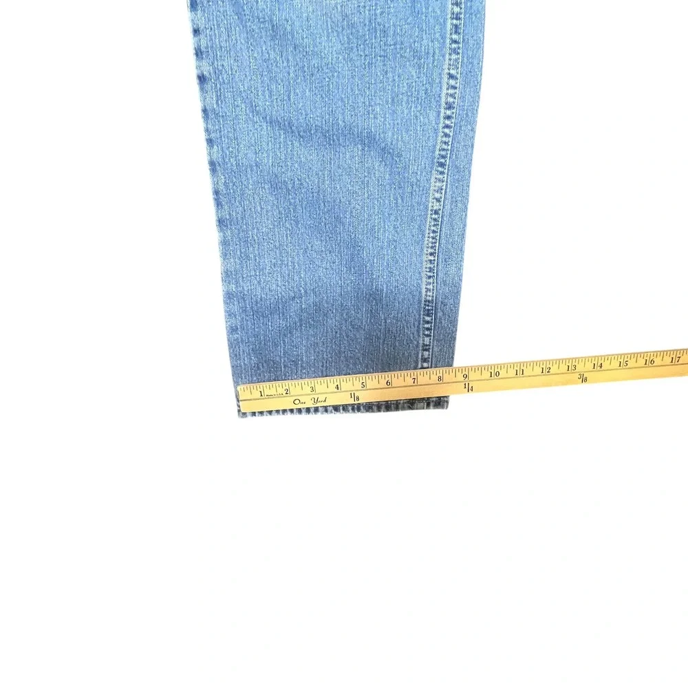 Tommy Hilfiger Men Relaxed Fit Freedom Jeans 30x32 Meas 32x30.5 Denim Streetwear